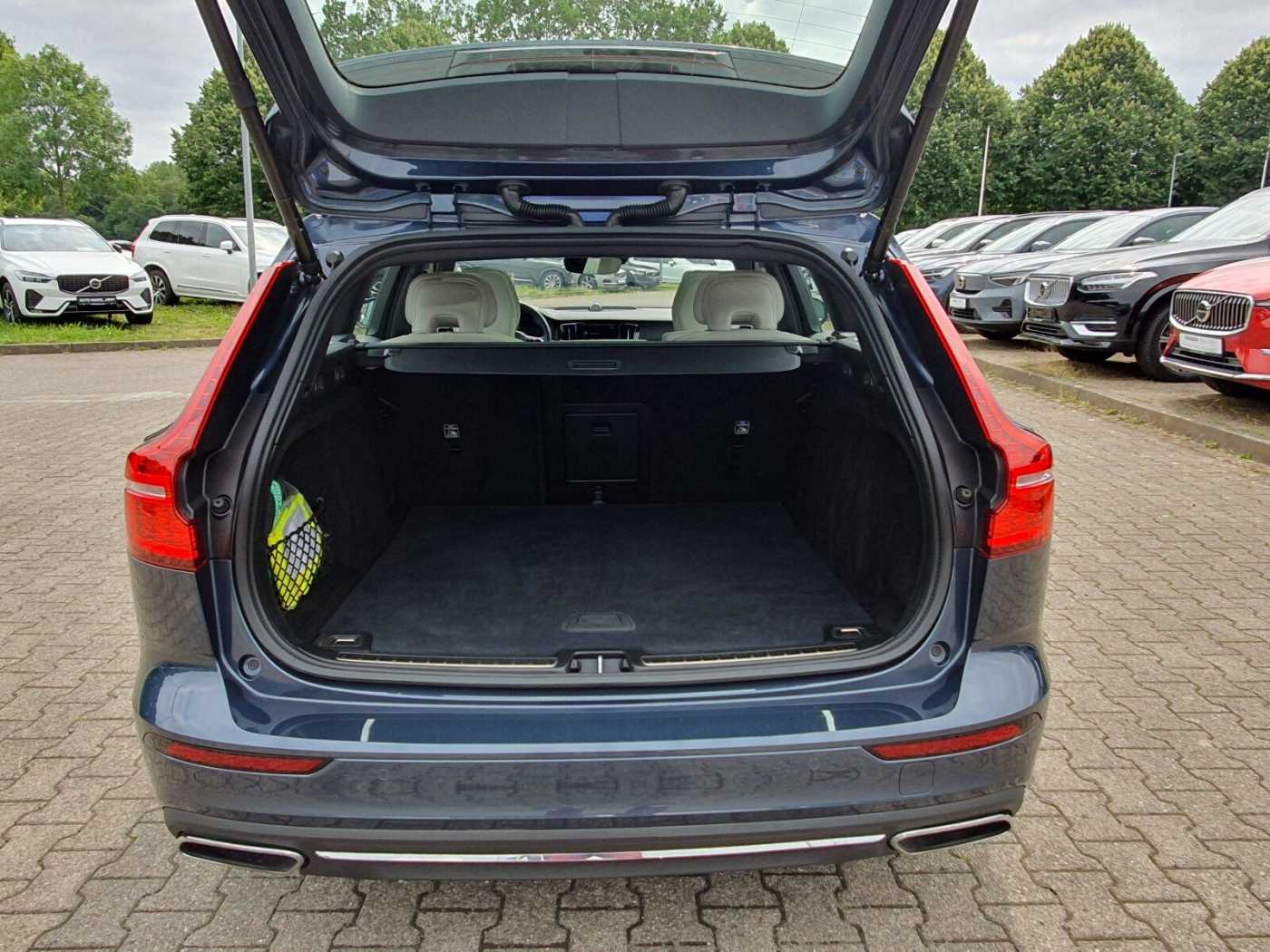 Volvo  T6 Twin Engine AWD Inscription Plug-In Navi