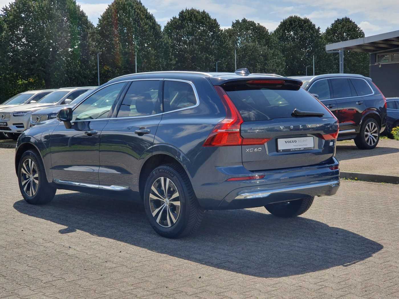 Volvo  Recharge T6 AWD Core PANO | STANDH | FLEDBC