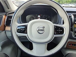 Volvo  D5 AWD Inscription Navi/Keyless-Start/Autom